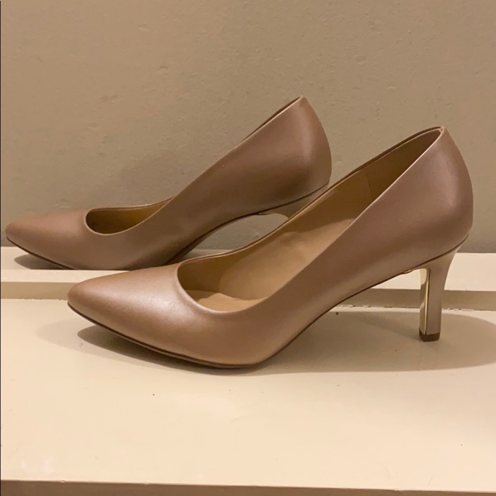 Naturalizer Pumps